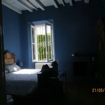 Parravicini Гостевой дом